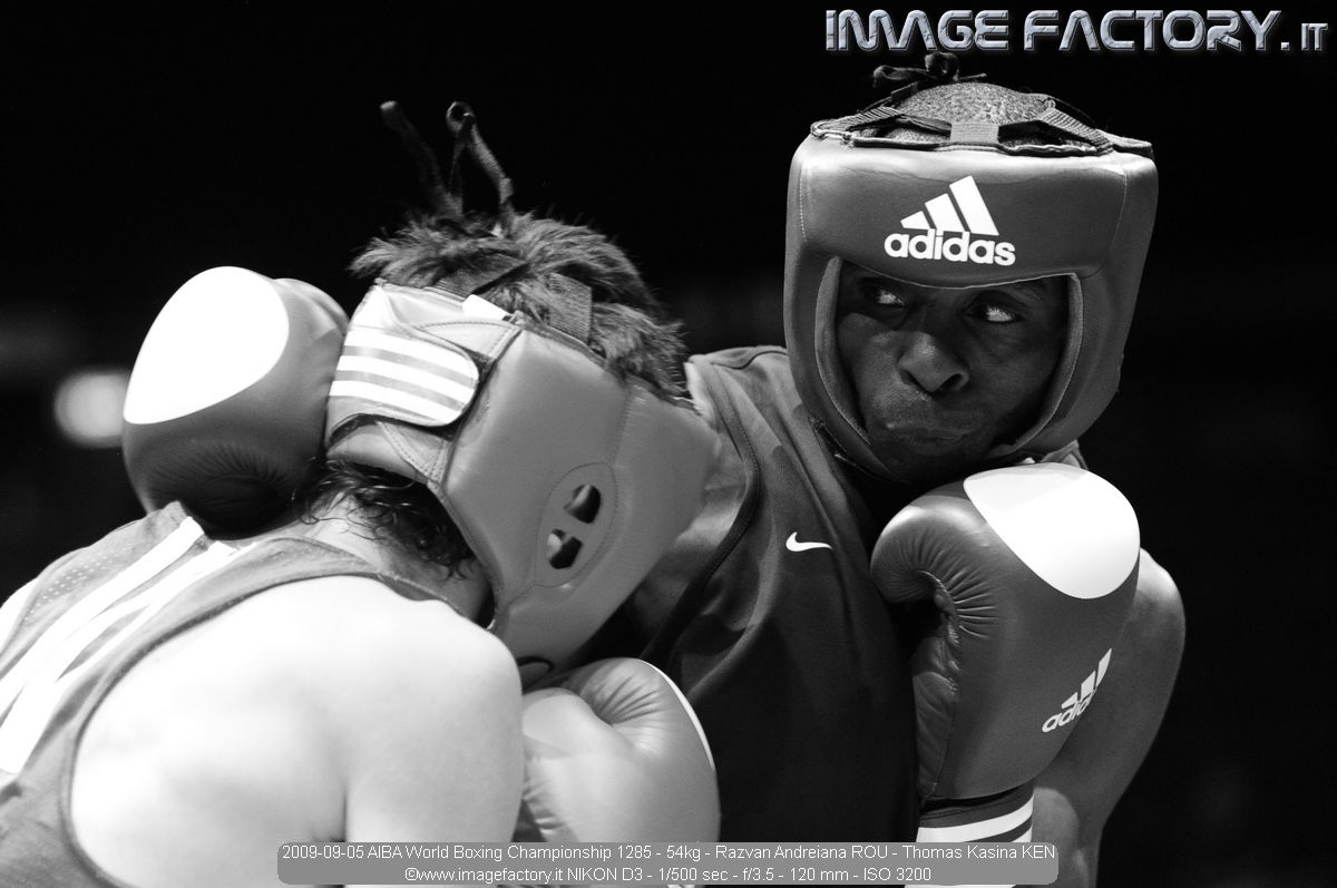 2009-09-05 AIBA World Boxing Championship 1285 - 54kg - Razvan Andreiana ROU - Thomas Kasina KEN